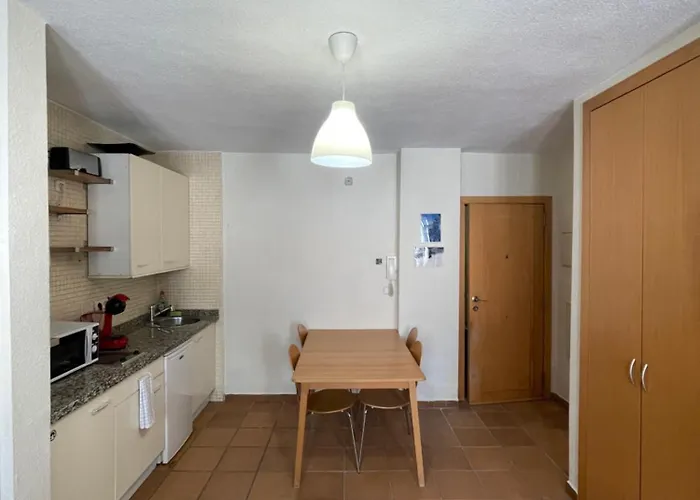 Apartamento 1 Dormitorio, Edf Artyffal Zona Media